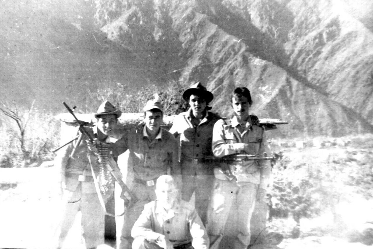 вч 51536 новый ургал. отдельный кремлевский полк кгб ссср. вайсенфельс германия 83110. вч пп 81620 крампниц. хаймашкер венгрия 66 танковый полк.