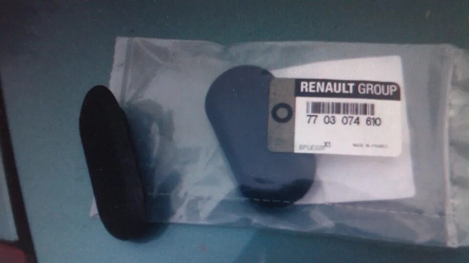 Заглушки на пороги рено. Заглушка renault 7703074610. заглушка порога renault scenic 2. заглушка порога рено меган 3. заглушка порога рено меган 2.