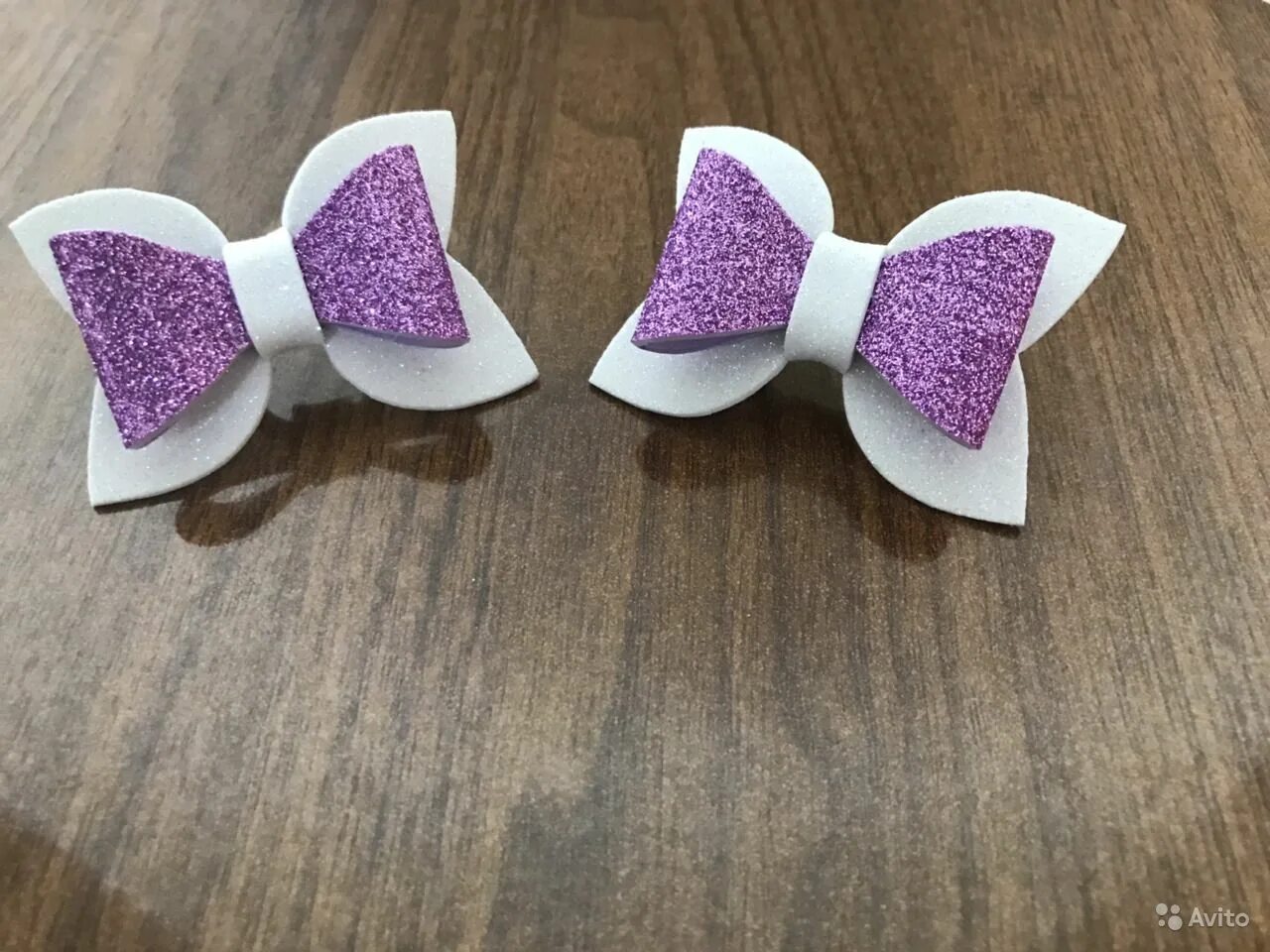 что сделать из глиттерного фоамирана. цветы из глиттерного фома. резинки из блестящего фоамирана. заколки из глиттерного фоамирана. заколки из фоамирана для детей.