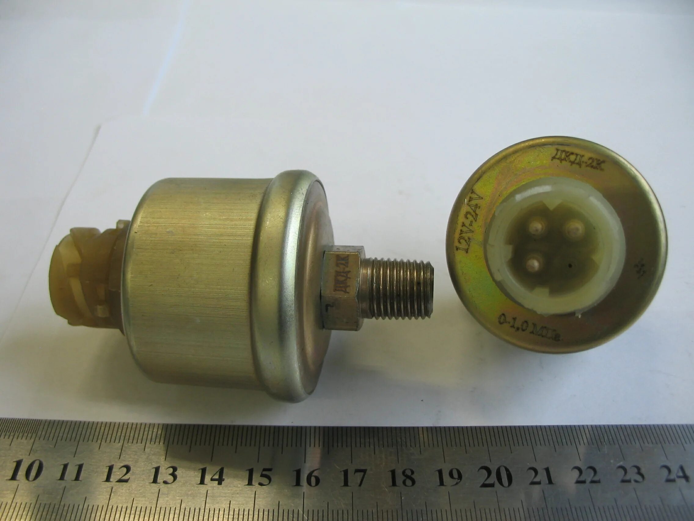 Датчик давления воздуха маз дкд 1/к. Дкд-2к-3829010. Дкд 1к. Дкд-1к датчик давления воздуха. Дкд-1к датчик давления воздуха.