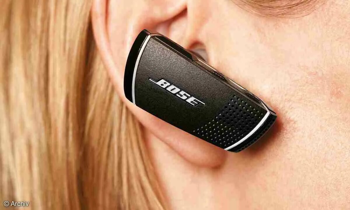 Bose bluetooth. Bose блютуз гарнитура. Headset Bose Bluetooth Bluetooth. Скрытая блютуз гарнитура boas Mini. Блютуз наушник на одно ухо.