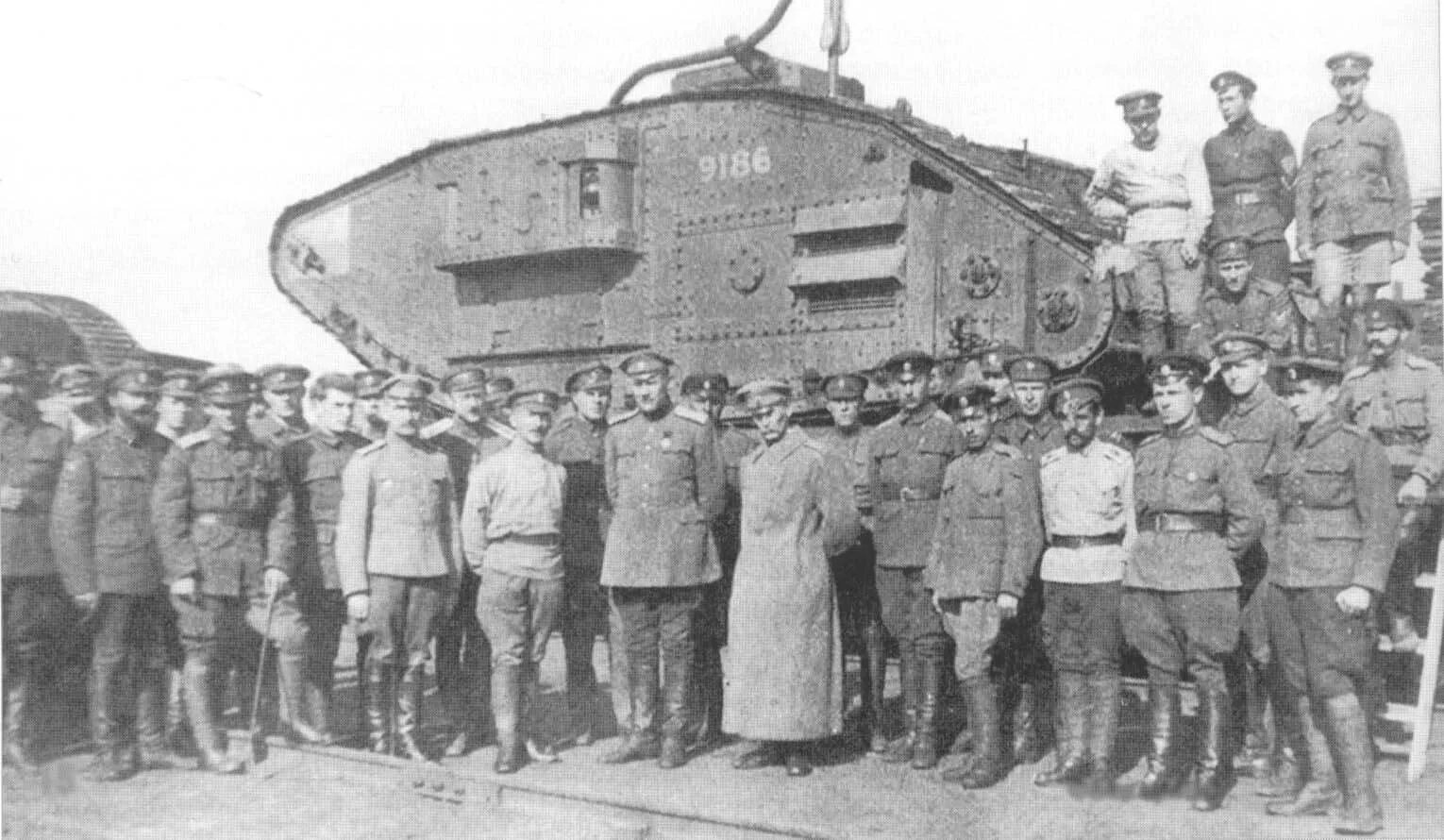 Танковый отряд. Генерал Врангель. Царицын. 1919 Год.. Танк генерал Дроздовский. Белогвардейский танк 1919.