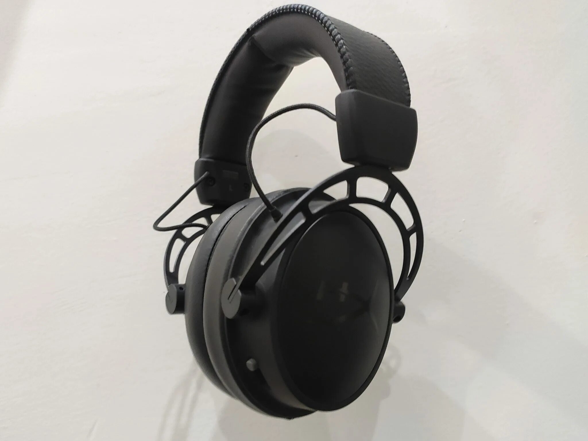 Hyper x alpha cloud s. Hyperx cloud alpha s. гарнитура hyperx cloud alpha s. наушники hyperx cloud alpha s blackout. hyperx cloud alpha s black.