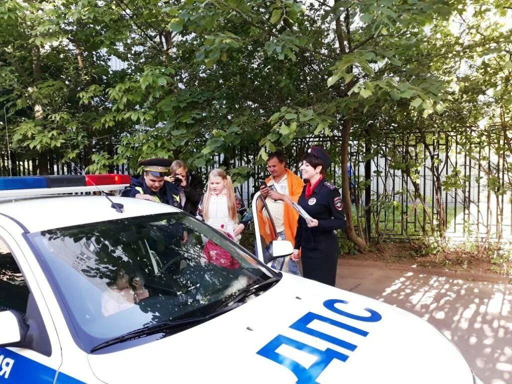 Работа гаи зеленоград. Отдел гибдд зеленоград. Гаишники зеленограда. Зеленоградские машины дпс. Работа гаи зеленоград.