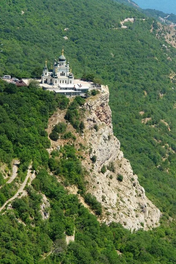 Церковь в форосе на скале фото Экскурсия "Форосское царство: от гор до моря", Севастополь 1 отзыв, цена 2200
