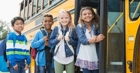 The child to school every day