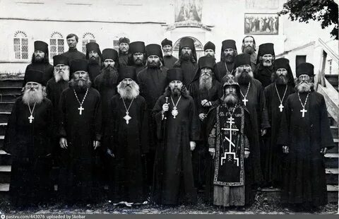 Печерские старцы