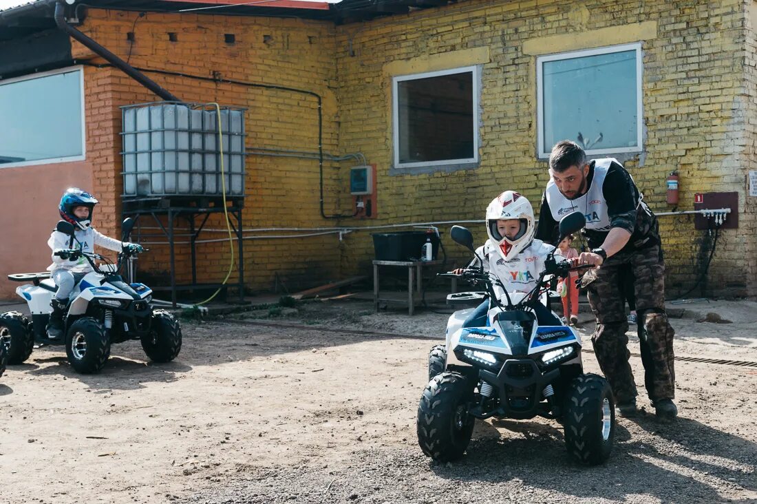 Kymco mxu 50. квадроцикл для дорог общего пользования. езда на квадроцикле. мопед без прав. автошкола квадроцикл.