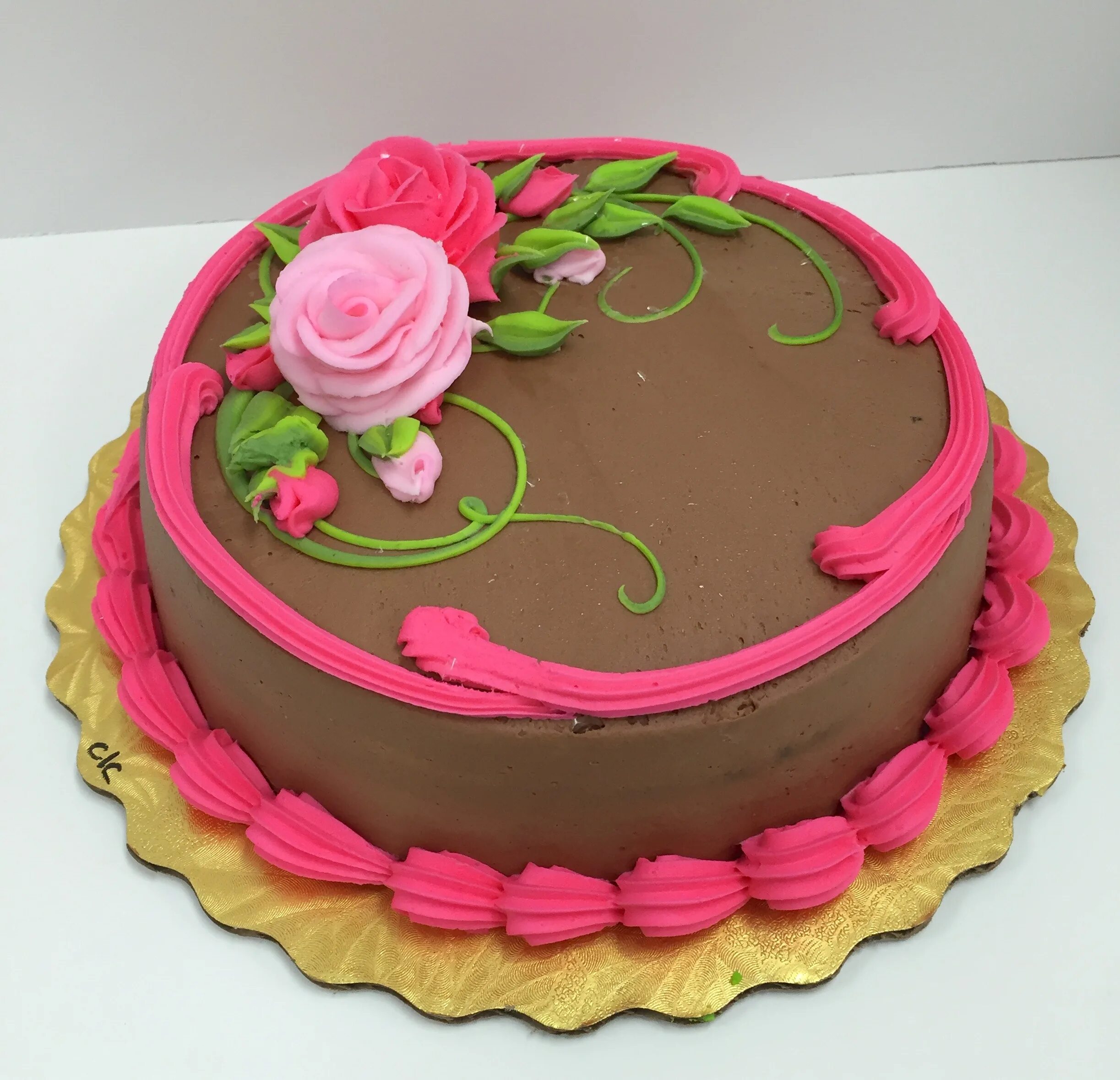 Торт для женщины. Украшение торта для женщины. Торт круглый. Торт на день рождения женщине. Красивый круглый торт