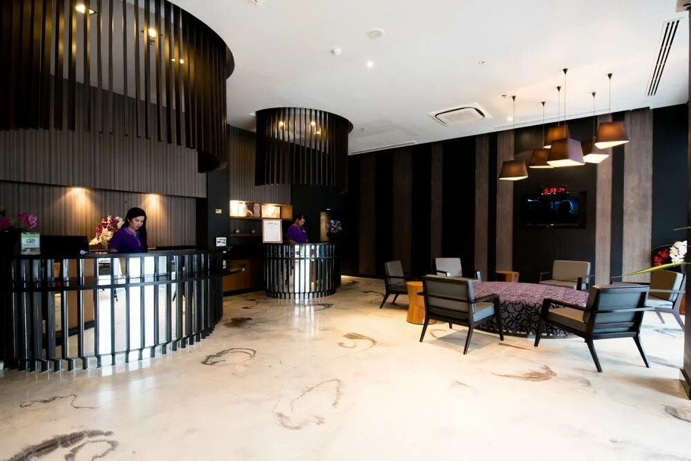 The ashlee plaza patong hotel spa 4. Ashlee hub hotel patong 4* (патонг). The lunar patong 4. Ashlee hub hotel patong. The ashlee hub 3*.