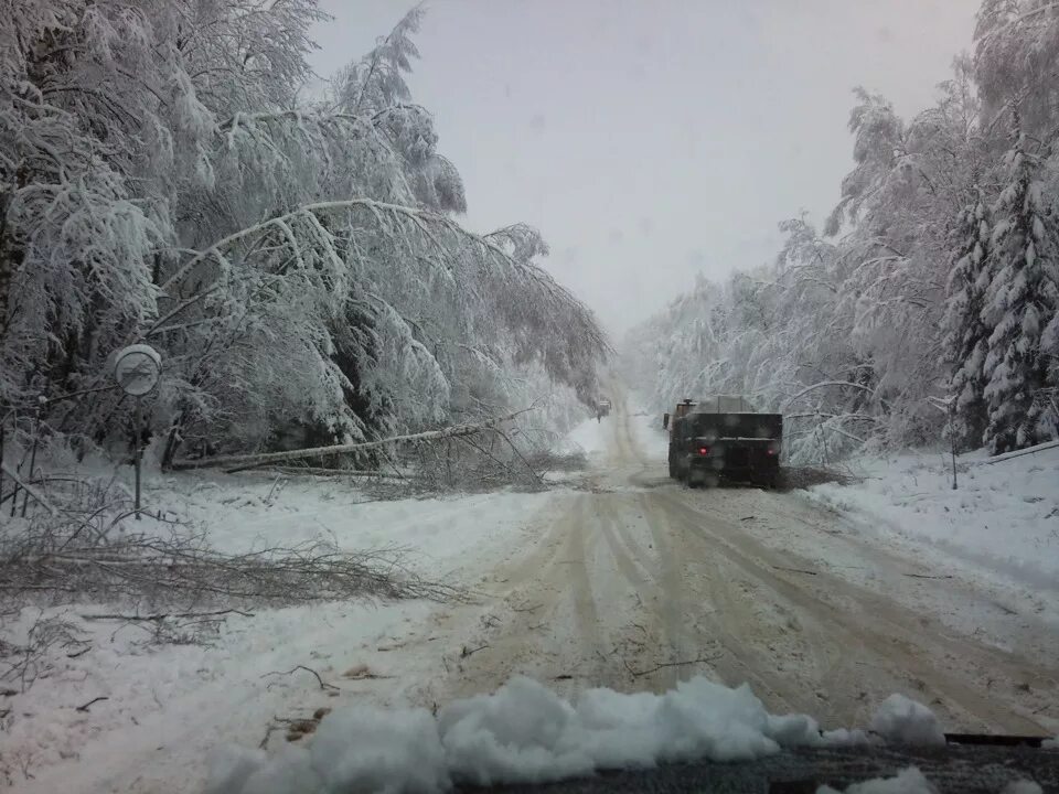 Погода на дорогах москвы. Московской. Праздник ул. Самара погода дороги. Городская дорога.