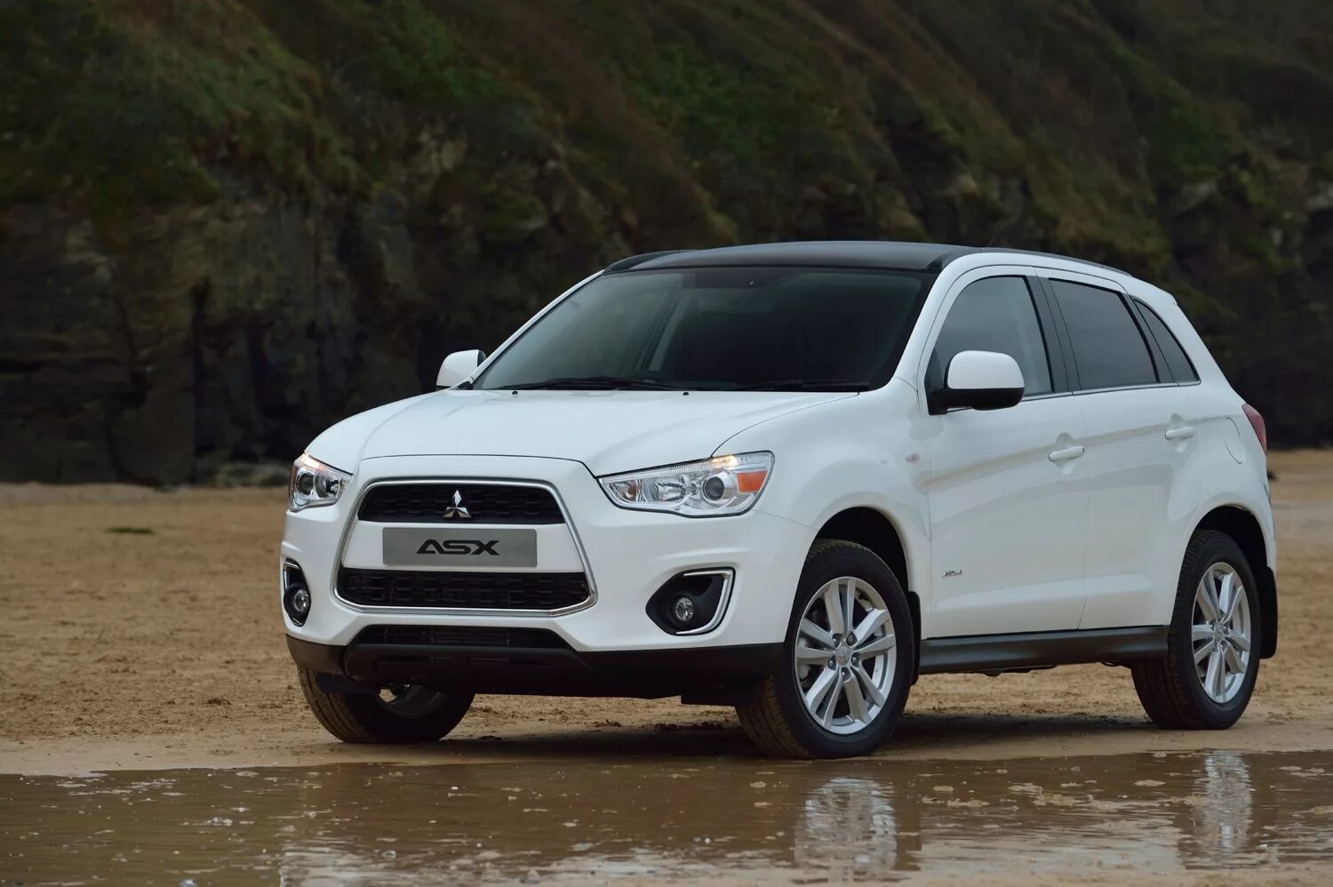 Mitsubishi asx. Мицубиси АСХ 2014. Mitsubishi АСХ. Mitsubishi ASX Lancer. Митсубиси асикс 2015.