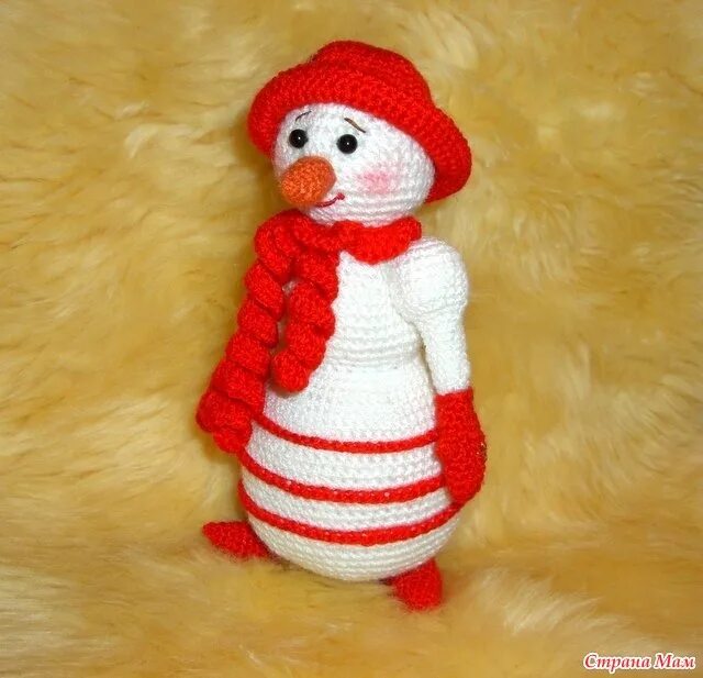 вязаная свинка на елку. вязаные куклы крючком нины тарасовой. кукла маша крючком. зайка кнопа крючком нина тарасова. нина тарасова вязаные игрушки.