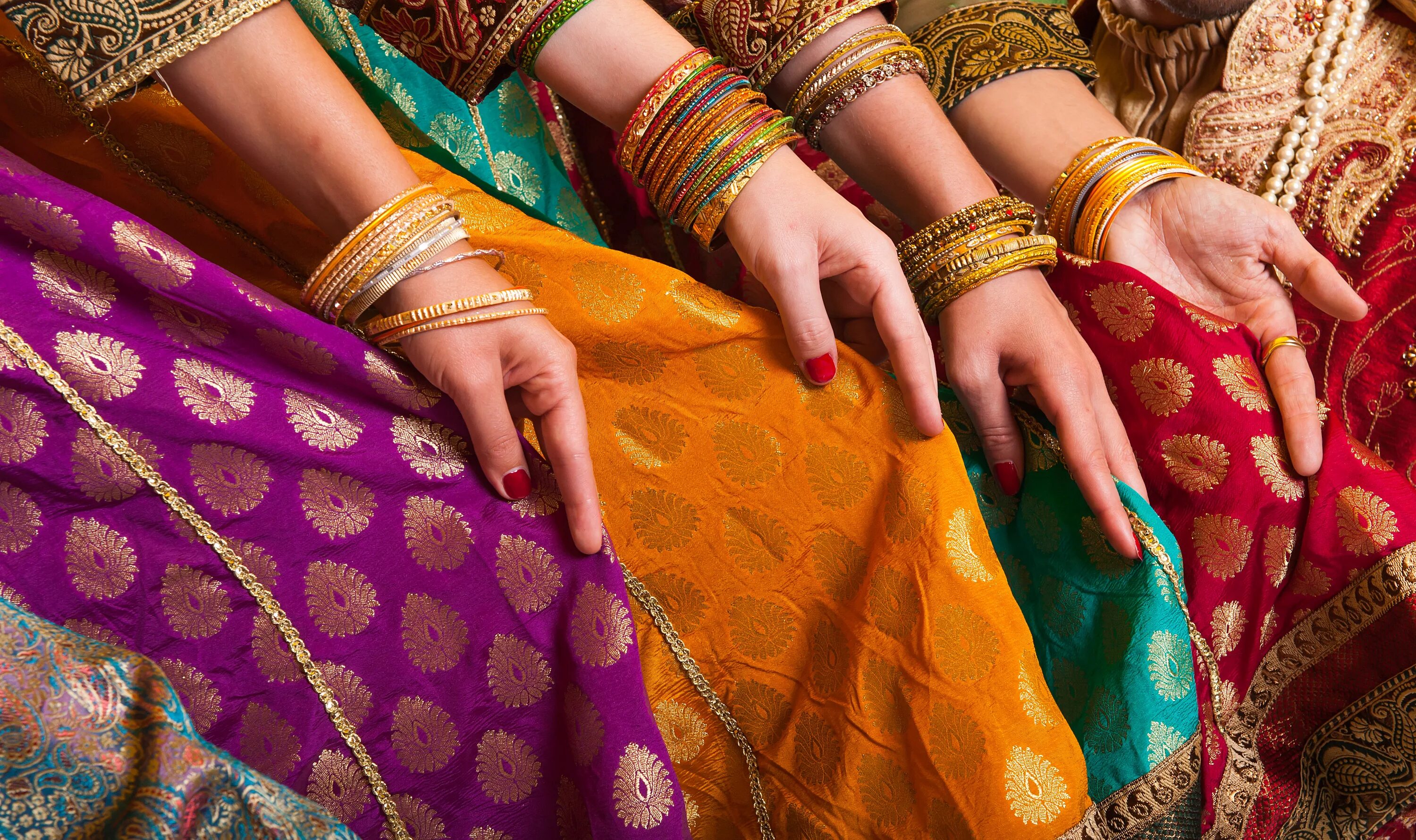 Этикет индии. Индийские ткани. Ткани Индии. Индийские полотна. Ткань в индийском стиле.