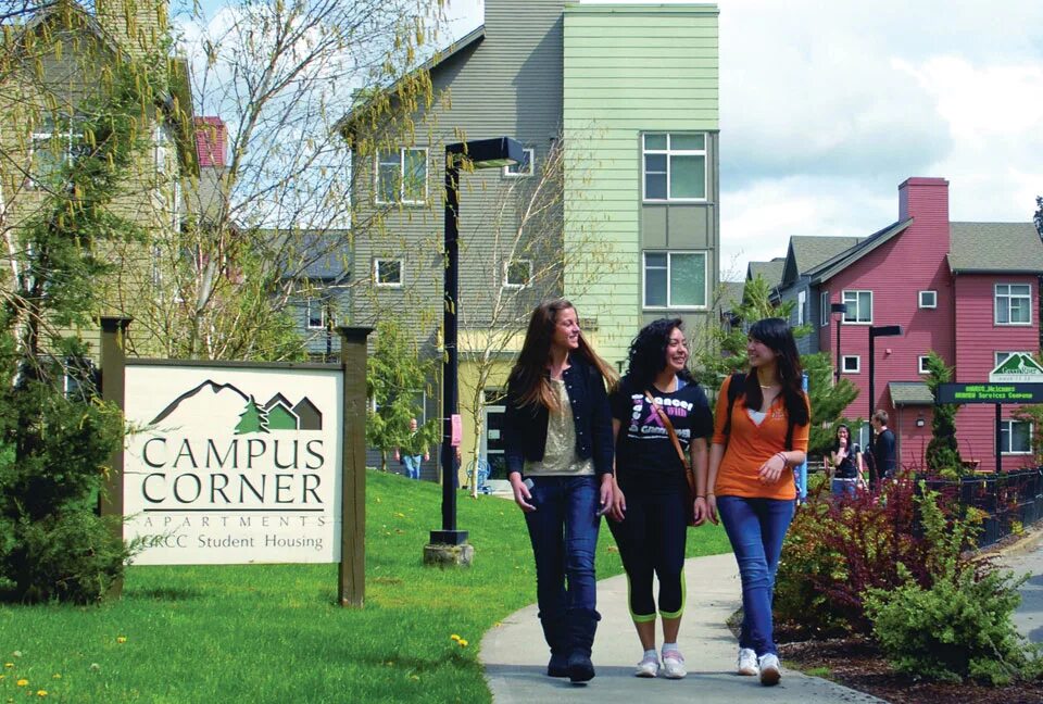 Choosing a college. Green River community College. Green River College Washington. Комьюнити колледж в США. Seattle Green River College.