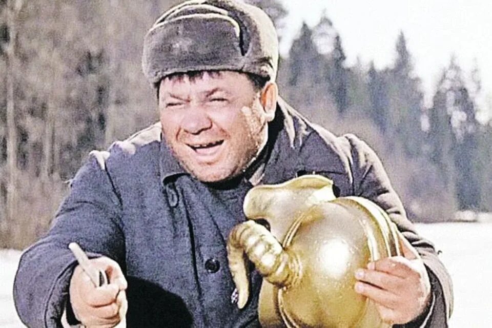 Золотая каска. Золотой шлем джентльмены удачи. Золотой шлем сулеймана. Золотой шлем джентльмены удачи. Про золотой шлем.