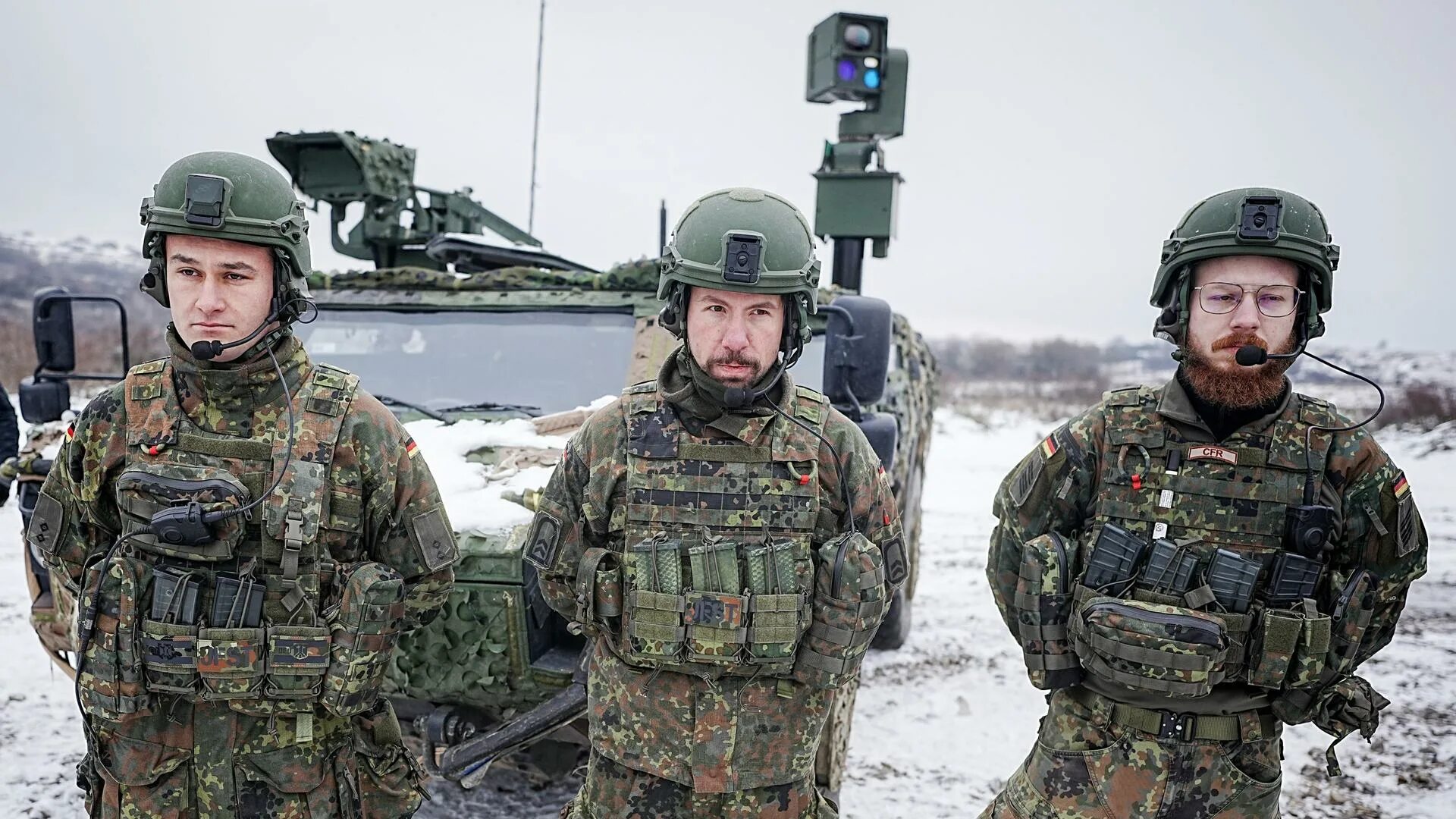 Бойцы НАТО. Военные фото. Военные НАТО. Солдаты НАТО.