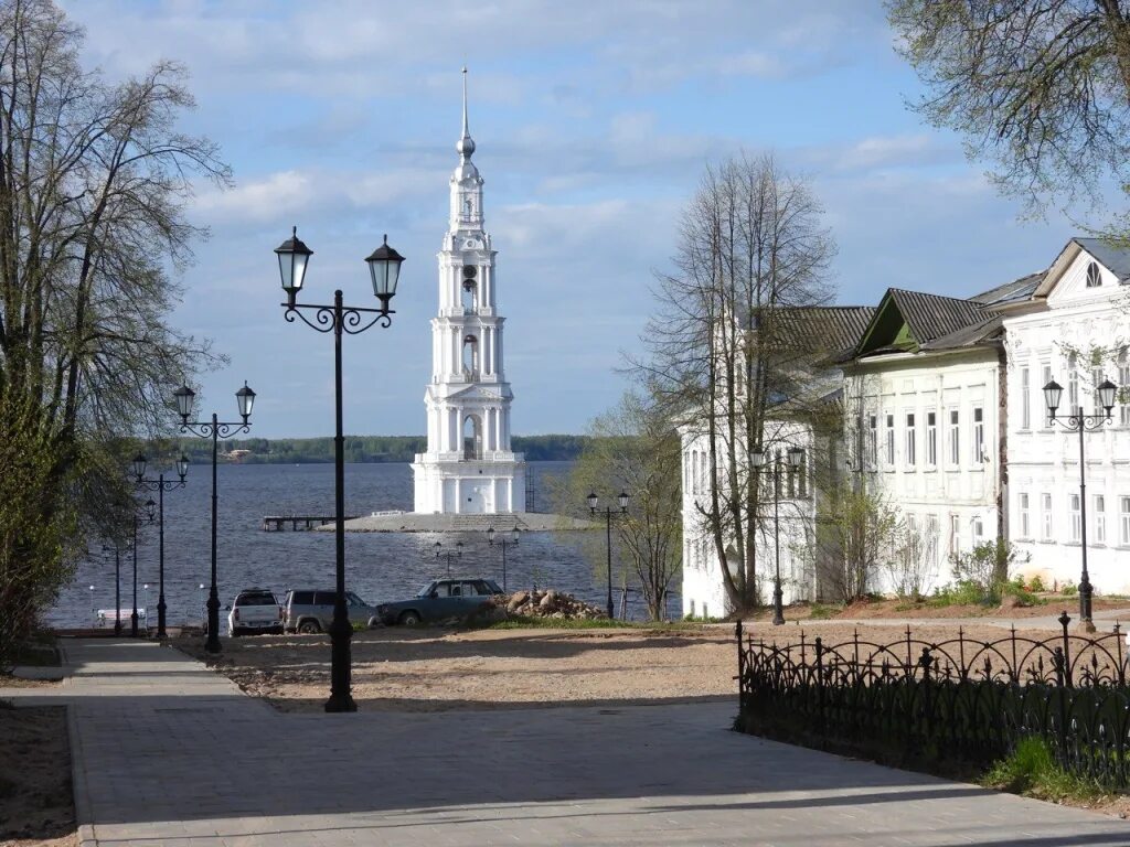 Ходов городов. Калязин набережная 2022. Администрация города Калязин. Калязин Тверь. Калязин город сейчас.