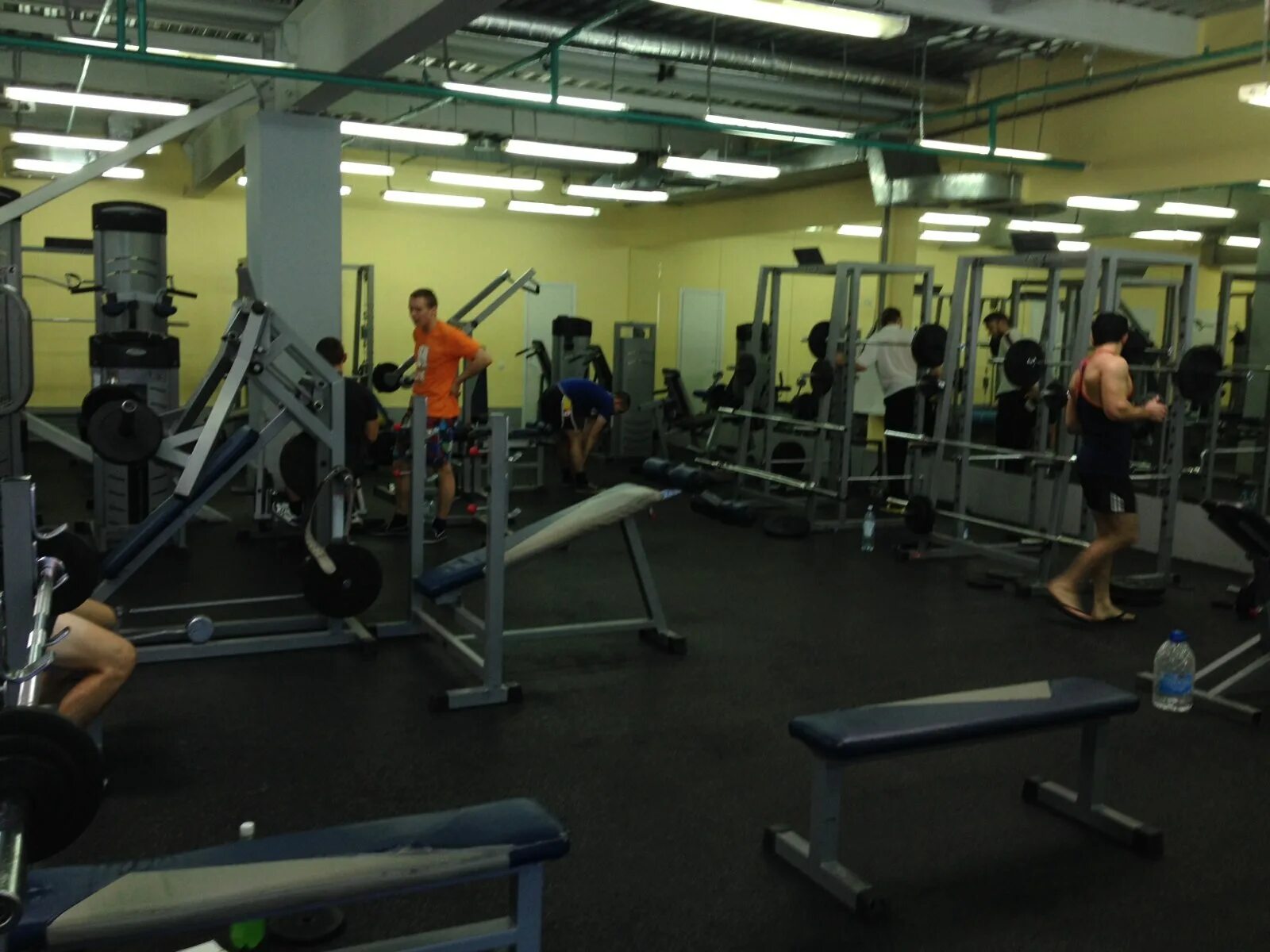 Кисловодск тренажёрный зал кисловодск кит. Кит спортзал кисловодск. Кит спортзал. Кит спортзал. Спортзал тольятти центральный район.