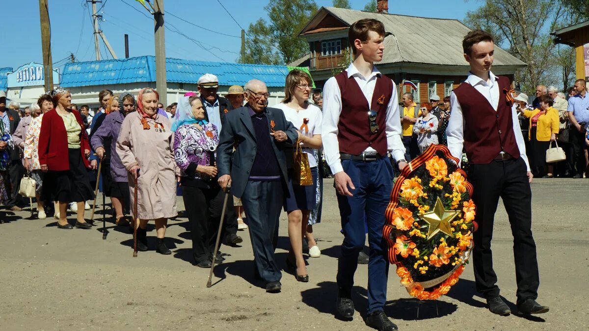 Парфеньево костромская область. Дом купцов дубровиных парфеньево. Погода парфеньево костромская рп5. Евстюнин парфеньево. Село парфеньево.