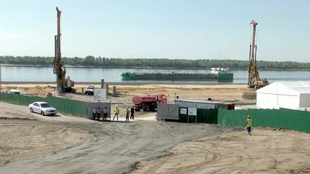 Строительный комплекс волгоград. Мост через вдск в волгограде. Волгоград водстрой эстакада. Будут строить волгоград. В волгограде строится белый дом.