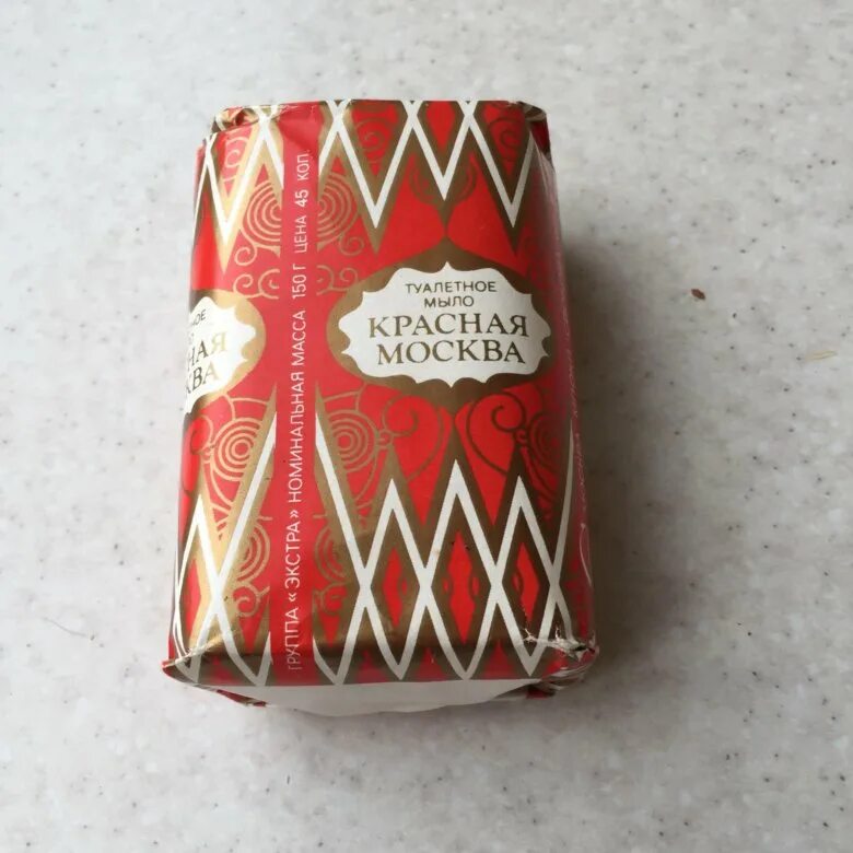 Новая заря мыло туалетное. Мыло новая заря. Мыло красная москва. Мыло красная москва. Духи красная москва.