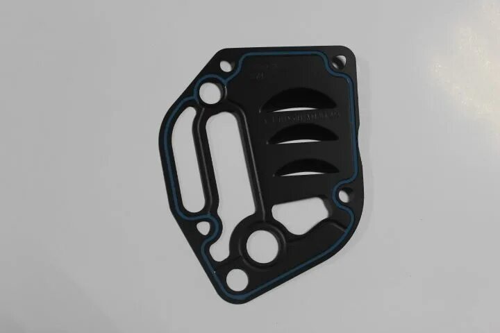 ауди 80 прокладка кронштейна крепления помпы. прокладка держателя lcs42. прокладка паронитовая под кронштейн (90*90 мм). прокладка под кронштейн. прокладка 4 мм монтажная.