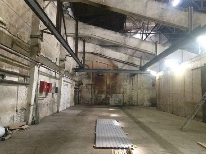 Комната кировский завод. Заводской склад. арена на кировском заводе. фармопроект спб фото производство месторасположение.