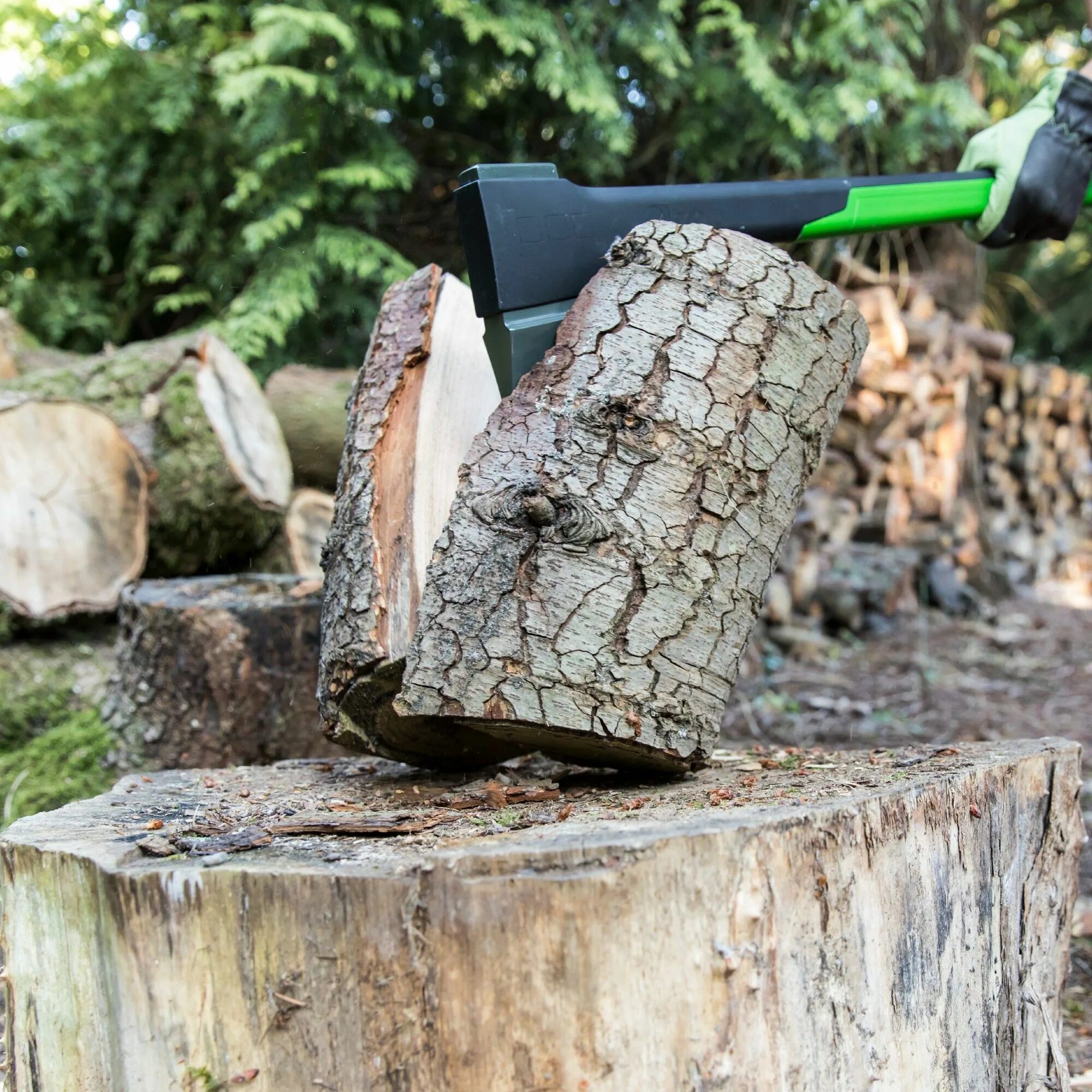 Колун для дров с клиньями. Приспособление для колки дров. Колун для дров фискарс. Колка дров приспособления. Дровокол лом-колун стрела.