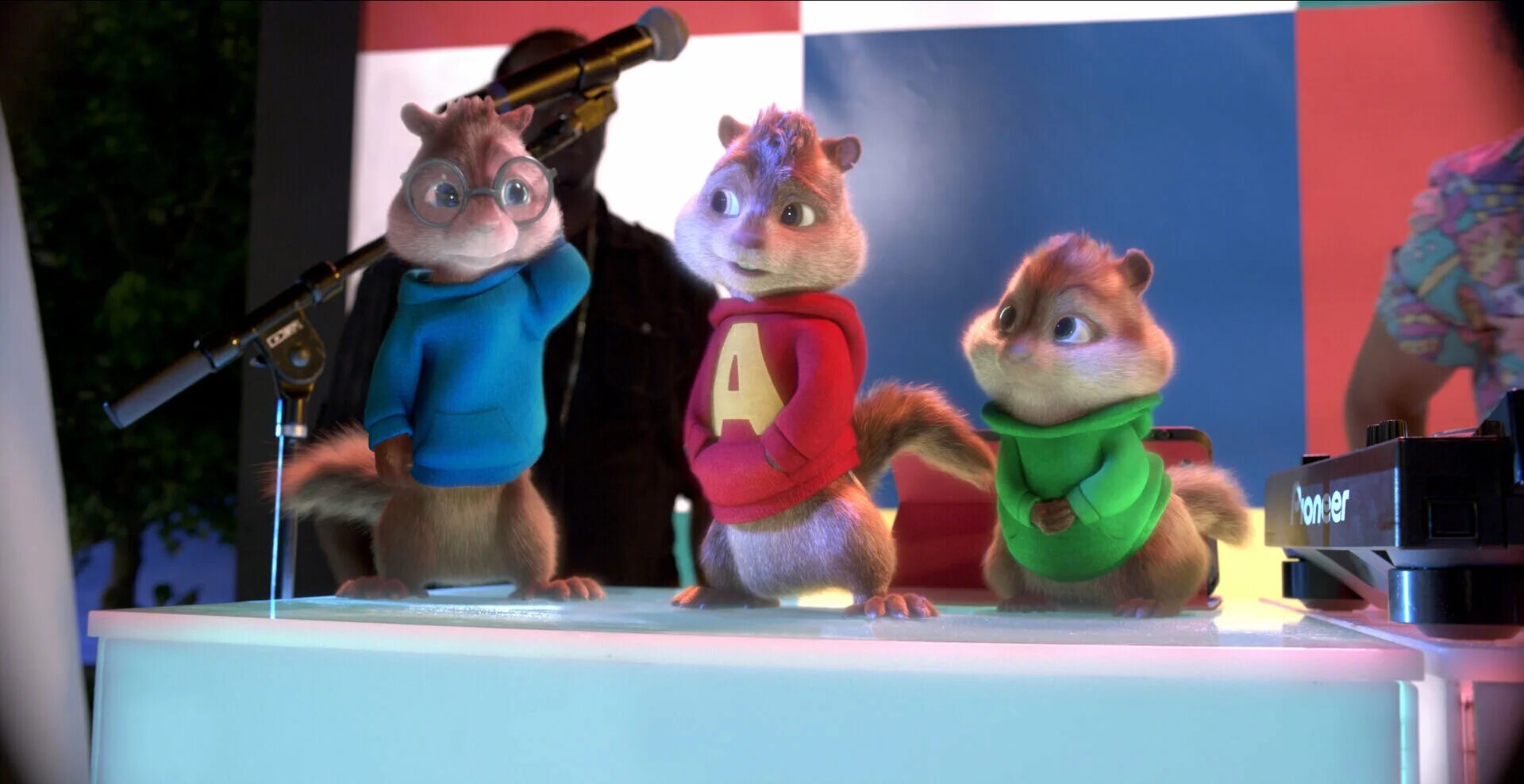 Песня про элвина и бурундуков. Песня про элвина и бурундуков. Alvin and the chipmunks the squeakquel. Песня про элвина и бурундуков. Элвин и бурундуки 2.