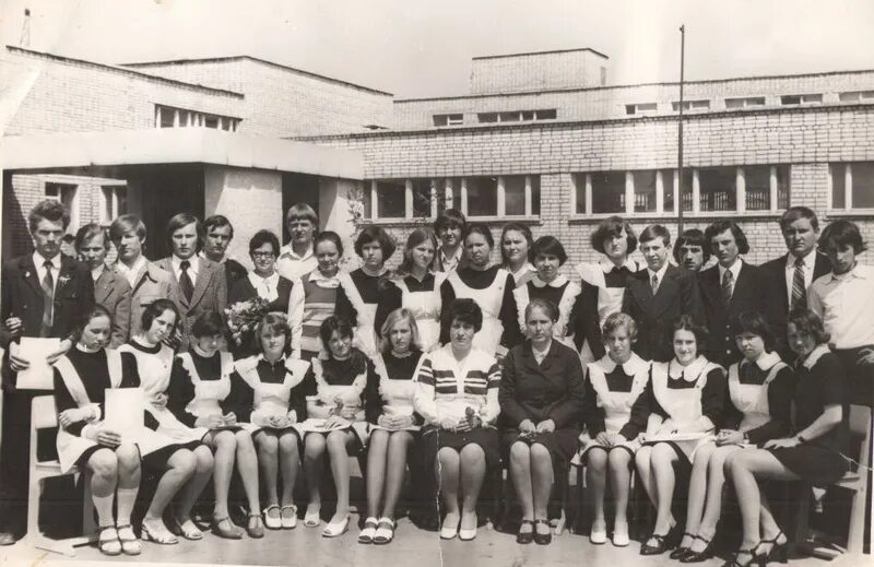 директор 6 школы новодвинск. первая школа норильска 1936 год. нахабино софпарт школы ретро фото. нижегородская обл город бор школа 6. сасово начальная школа 3 старое фото.