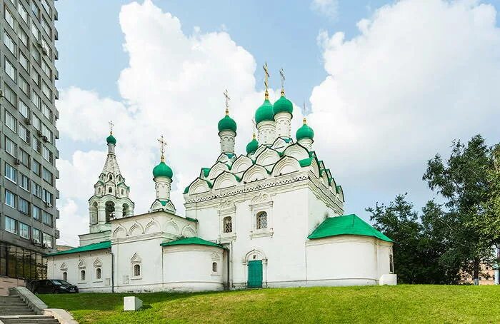 Храм столпника на поварской. Храм Симеона Столпника. Храм Симеона Столпника на поварской. Храм Симеона Столпника на Арбате. Храм преподобного Симеона Столпника Москва.