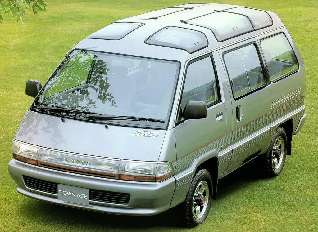 Toyota Town Ace 90. Toyota Town Ace 1990. Тойота Таун айс 1988. Тойота Таун айс 2 поколения. Тойота таун айс 2