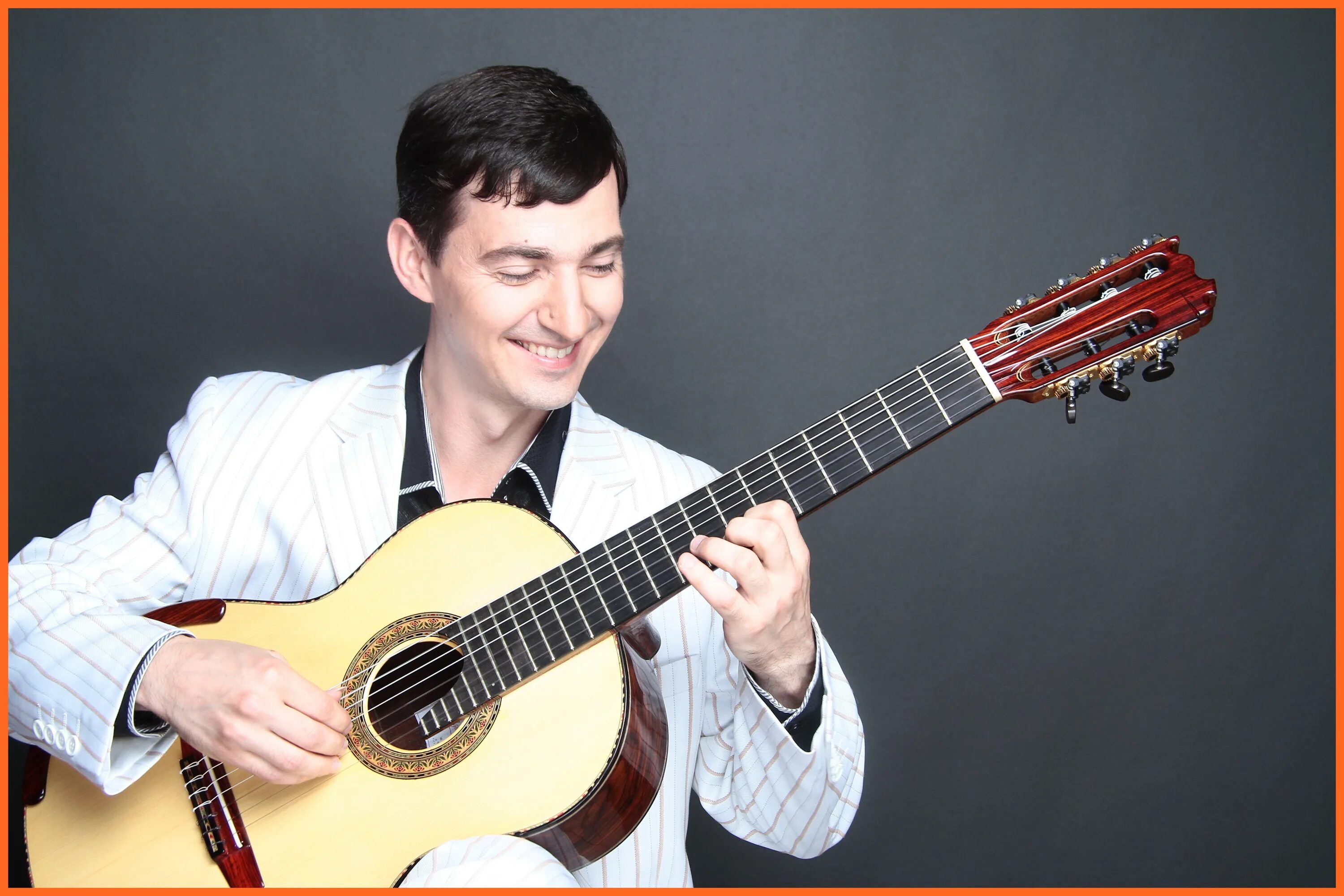 Arslan певец раиль арсланов. яков гитарист казань. раиль арсланов гитарист. Arslan певец. гитарист из казани.