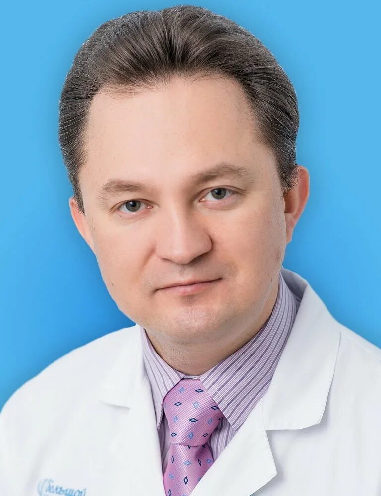 Врач рычков