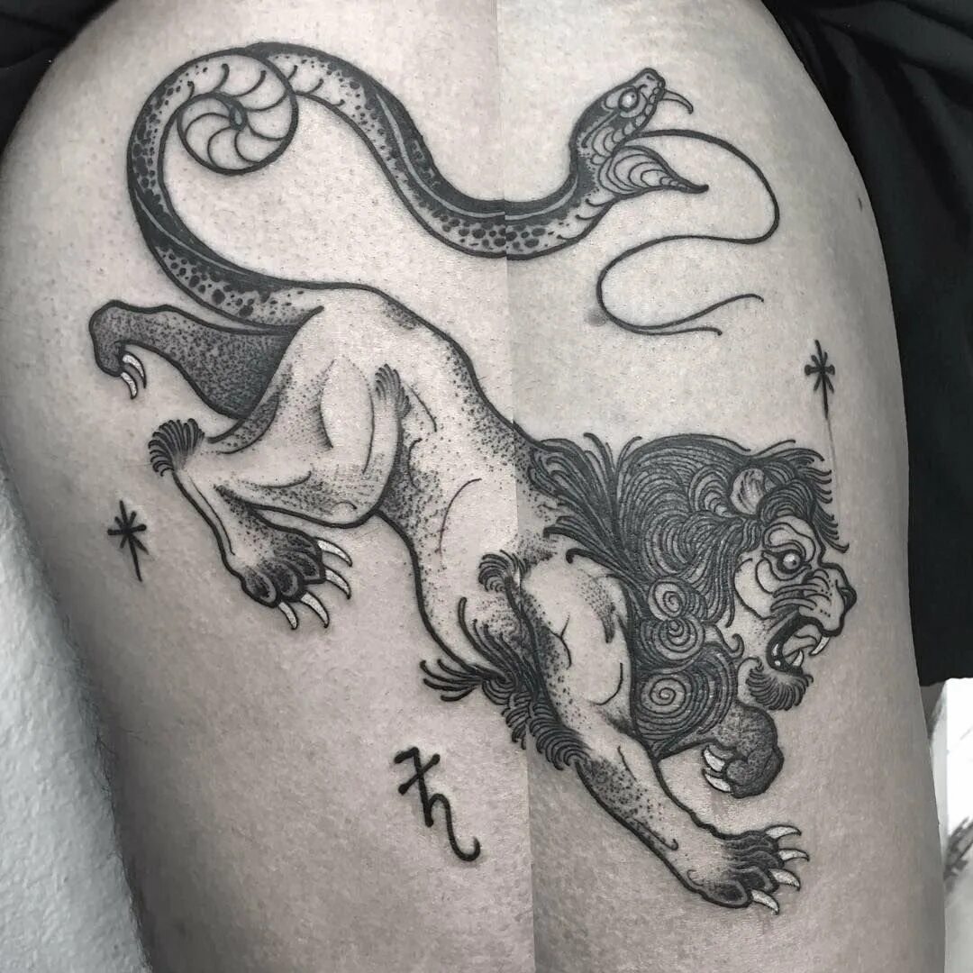 тату лев змея. лев тату эскиз. тату лев змея. лев и змея. тату тигр ориентал.