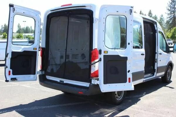 Ford Transit 2022 us Rear Doors. Задняя дверь Форд Транзит 2022. Форд Транзит боковая дверь 2020. Задняя дверь на Форд Транзит 2020. Стекло двери форд транзит