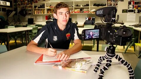 Tom student
