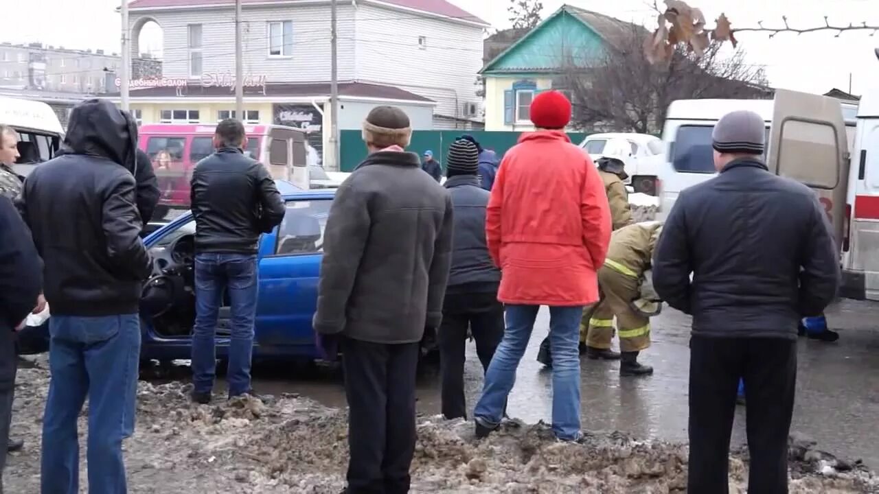 Работа водителем волжске. Авария во Фролово Волгоградской. Авария во Фролово Волгоградской области вчера. Происшествия во Фролово Волгоградской области. Авария во Фролово Волгоградской сегодня.