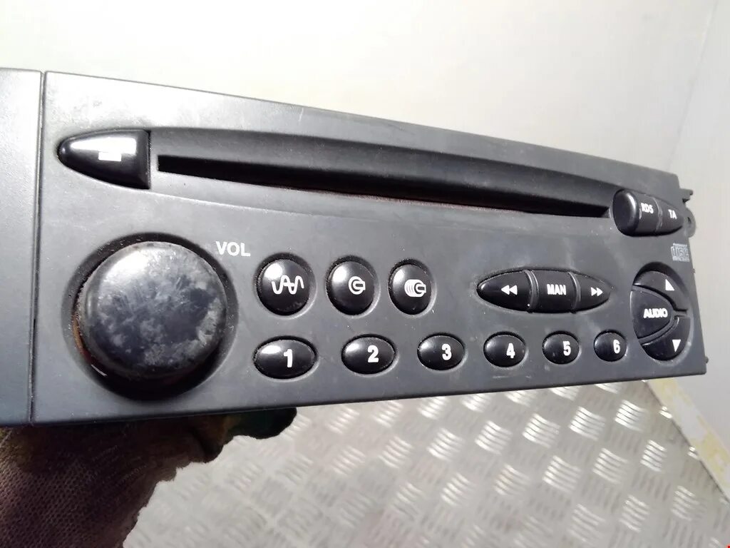 Магнитола ситроен с3 2004. Магнитола ситроена. Магнитола rd45 citroen. Магнитола ситроена. Магнитола ситроена.