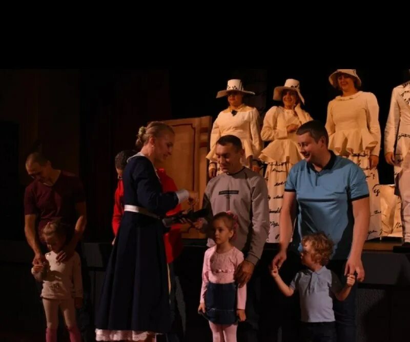 спектакль в чаще