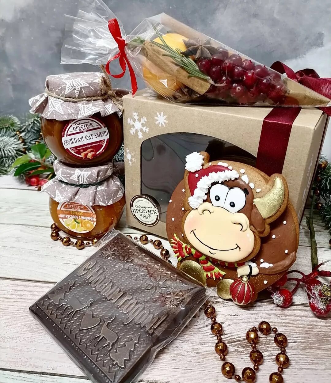 набор сладостей на нг. новогодние наборы кондитерские. новогодние кондитерские подарочные наборы. новогодние кондитерские подарочные наборы. новогодние кондитерские подарочные наборы.