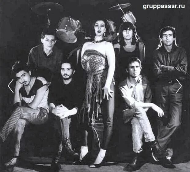 Слиток серебра 10 гр. 999 band. Слиток золота 50 гр. Слиток серебра 5 грамм. Гр 999.