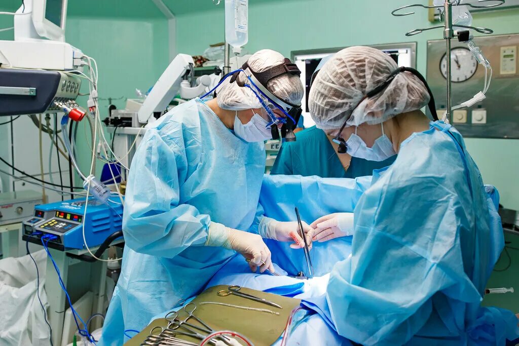 Операционная городская больница. Операционная городская больница. Операции в травматологии операционная. Больница где делают операцию. Больница где делают операцию.