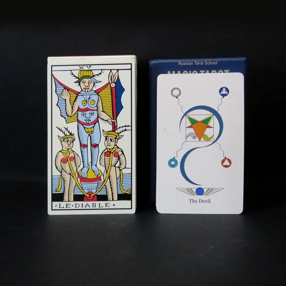 Таро magic. Таро Федерико Лионелли. Маджик Таро. Таро the Qedavian Tarot. Touchston Tarot. Таро Тачстон.