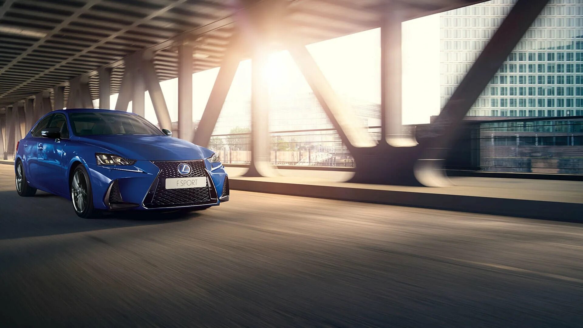 Гурам лексус. Lexus is 300h 2025. обои на рабочий стол лексус. лексус нежно голубой.