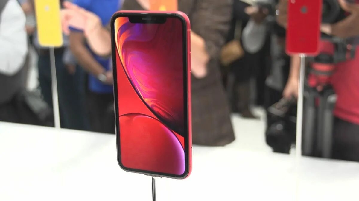 Айфон xr сколько оперативной. Оперативная память iphone xr. айфон xr вживую. айфон xr красивый. новый дисплей айфон xr.