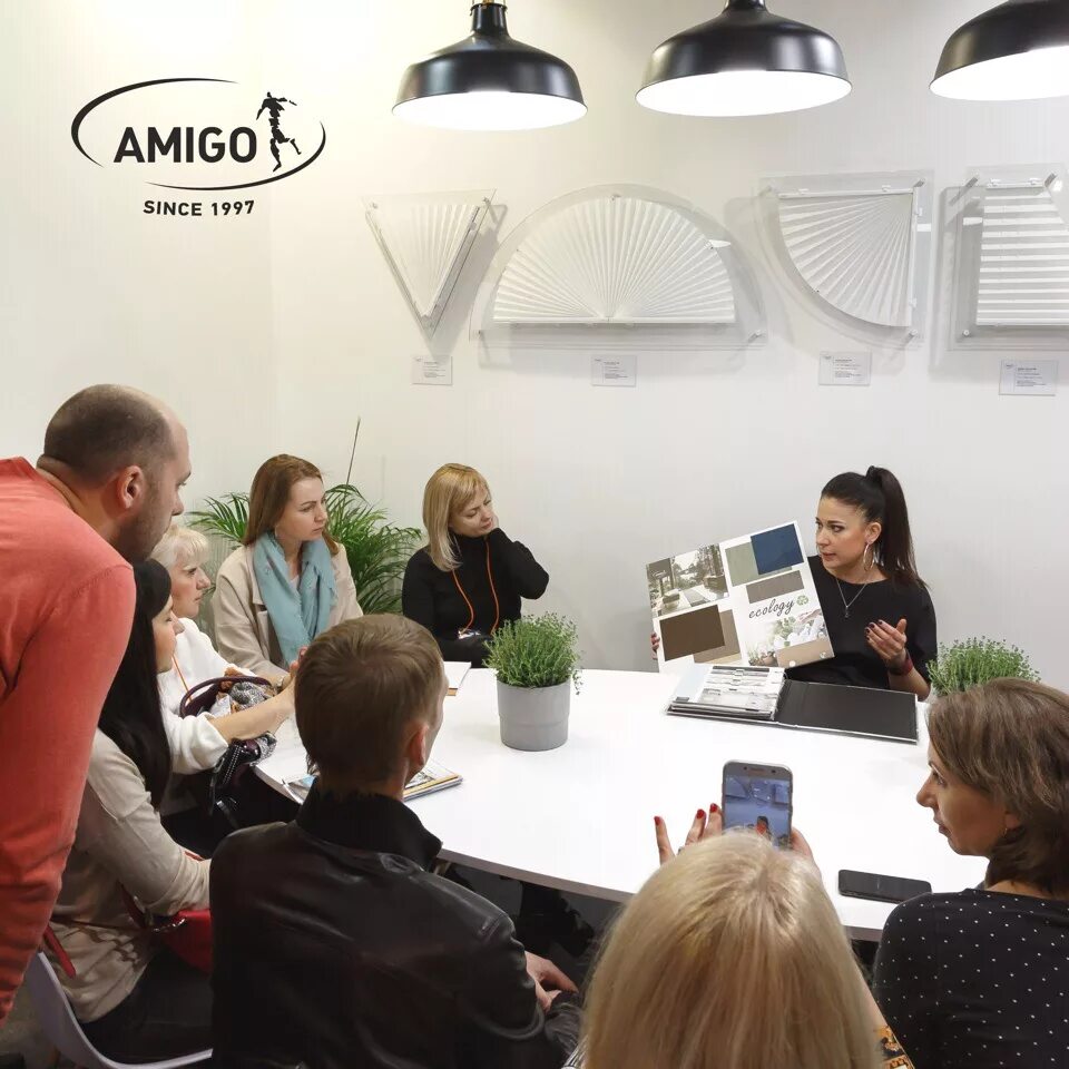 Наружная реклама красноярск. Реклама красноярск. Свитшот провокация. Фирма удиви. Sseekkiiss.