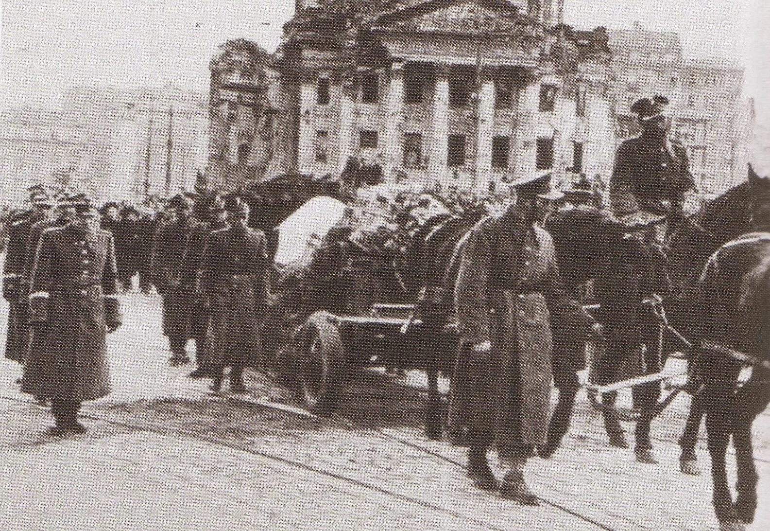 Операция висла проведена. Операция Висла. Польская армия операция Висла против ОУН. Украинцы геноцидили Поляков.