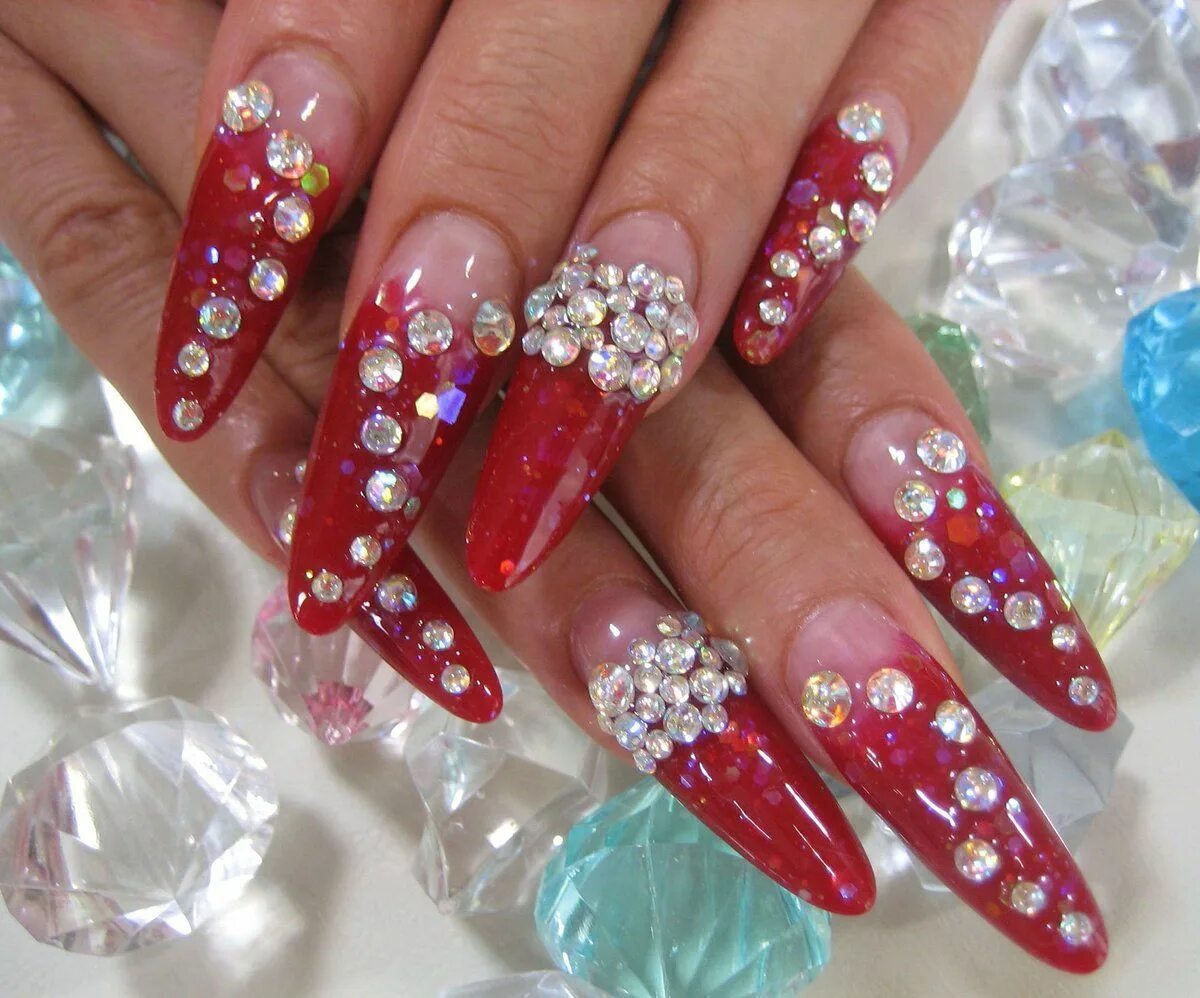 #rednails #blingnails Stilleto nails designs, Red nails, Nail designs
